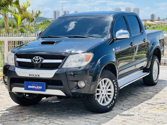 TOYOTA HILUX 3.0 SRV 4X4 CD 16V TURBO INTERCOOLER DIESEL 4P AUTOMÁTICO